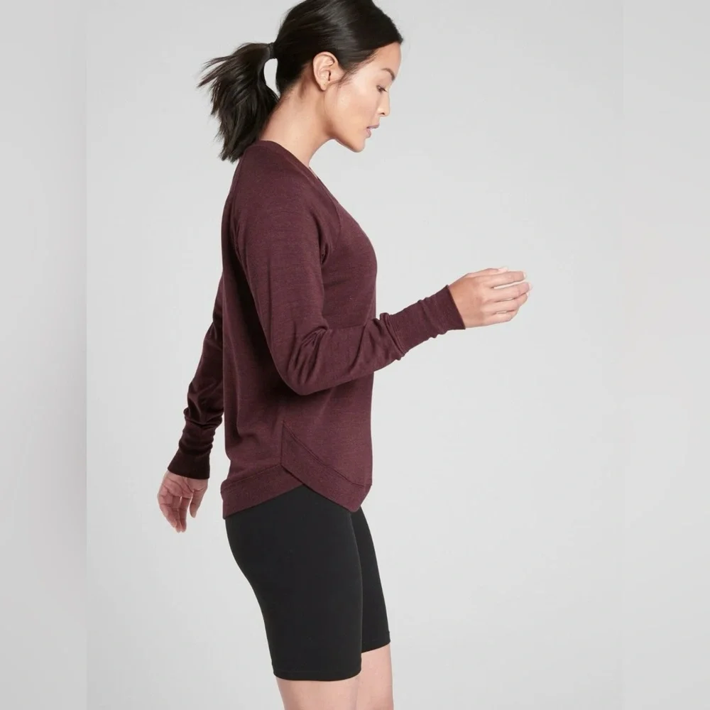Athleta Mindset Sweatshirt // Black - Picture 4 of 6
